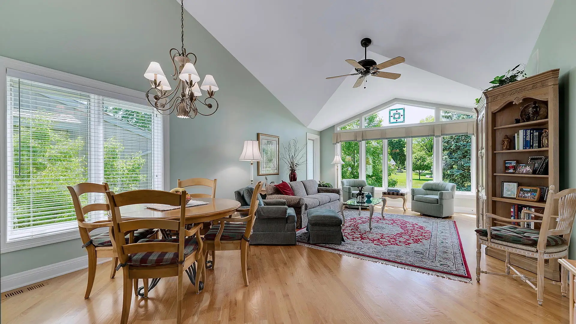 房产家居.webp.jpg 房产家居.webp.jpg